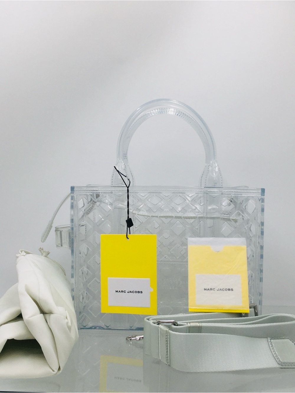 Marc Jacobs The Jelly Tote Bag clear color